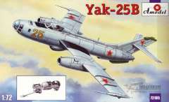 Бомбардировщик Як-25Б с бомбой РДС-4 Amodel