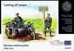 3539 Немецкие мотоциклисты 1940-1943 год Master Box