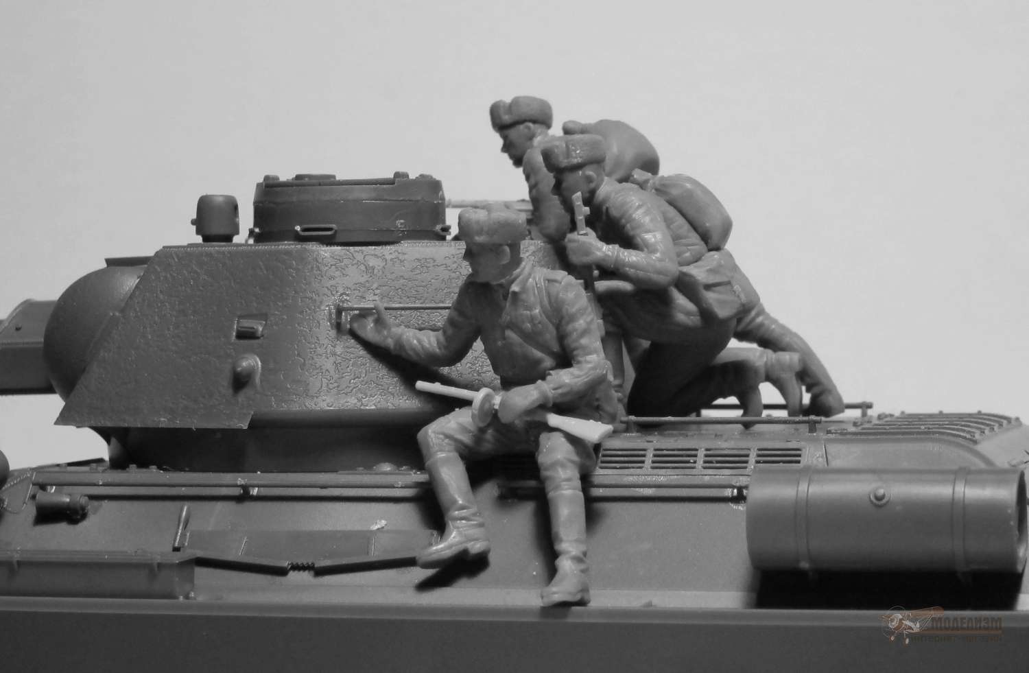 35640 Советский танковый десант 1943-1945 годов ICM. Картинка №3